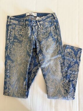 Hollister Blue Denim Straight-Leg Jeans with Gold Paisley Print